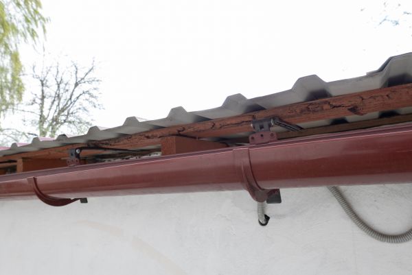 Professional Round Gutters Installation